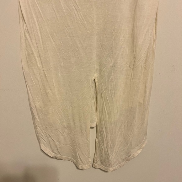 2/$30 Haute Hippie White Cream “I Want It” Graphic Sleeveless High-Low Tunic Top - Picture 10 of 11